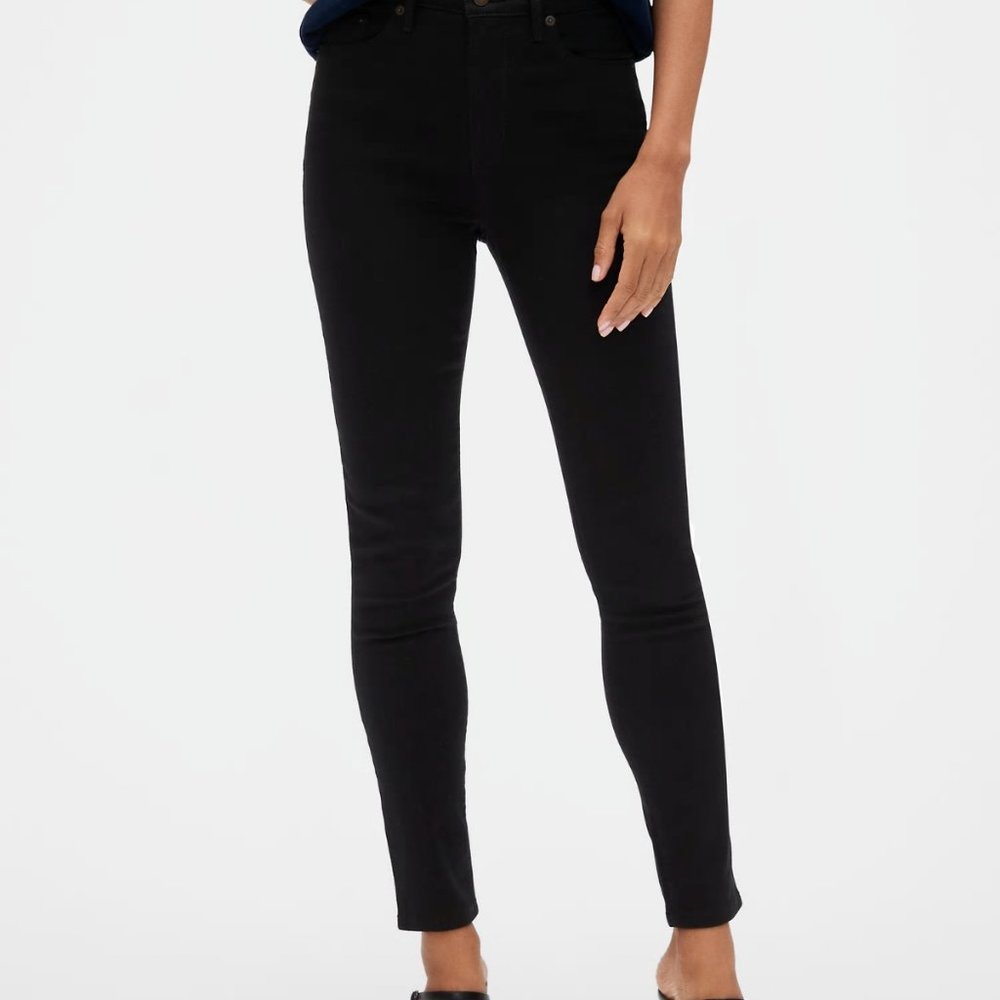 HIGH-RISE SKINNY JEAN - Size 25 Petite (0P)